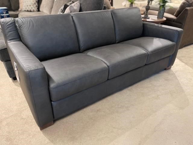 Digio Leather Sofas Sleeper Sofa 27020125100001 Queen Sleeper Sofa in